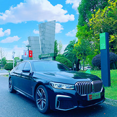 宝马740LI